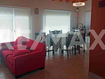 VENDO CASA EN BARRIO PLAYA SERENA DE LAS GRUTAS