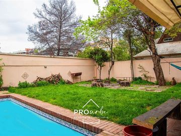 Casa en Venta en Manquehue Sur / Hernando de Magallanes