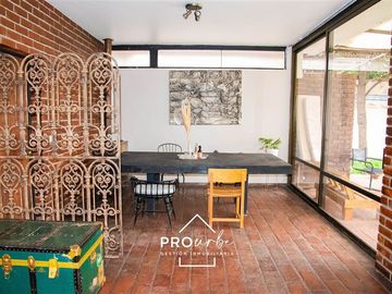 Casa en Venta en Manquehue Sur / Hernando de Magallanes