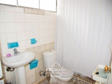 Casa en Venta en Manquehue Sur / Hernando de Magallanes