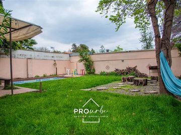 Casa en Venta en Manquehue Sur / Hernando de Magallanes
