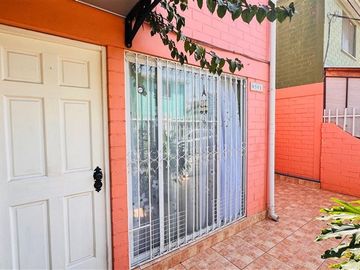 Casa en Venta en VILLA LO MARCOLETA, QUILICURA