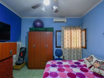 Casa VENTA en La Plata 2 dormitorios LOTE 10X40
