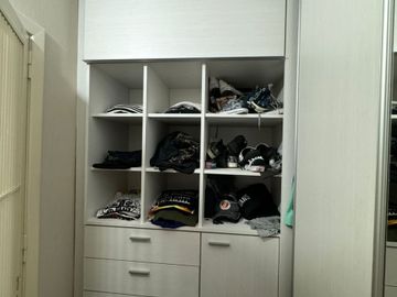 VENTA DPTO 4 AMBIENTES, AVELLANEDA CENTRO