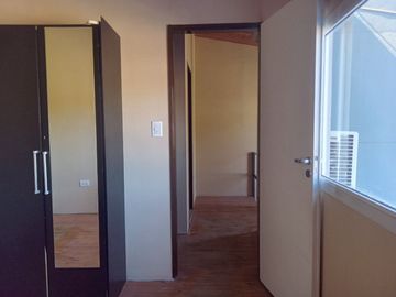VENTA DUPLEX 3 DORM + TALLER/DEPOSITO B LA DOLFINA