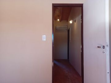 VENTA DUPLEX 3 DORM + TALLER/DEPOSITO B LA DOLFINA