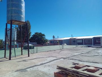 VENTA DUPLEX 3 DORM + TALLER/DEPOSITO B LA DOLFINA