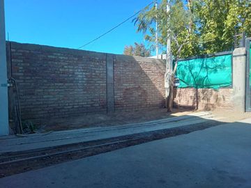 VENTA DUPLEX 3 DORM + TALLER/DEPOSITO B LA DOLFINA