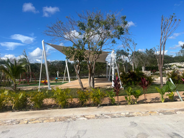 Terrenos Residenciales dentro de Privada, Temozón Norte, Mérida Yucatán