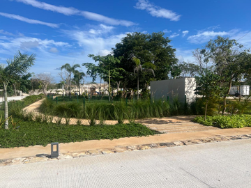 Terrenos Residenciales dentro de Privada, Temozón Norte, Mérida Yucatán