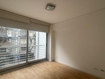 Excelente 2 ambientes en Venta con toilette y cochera en Quartier del Polo - Las Cañitas.