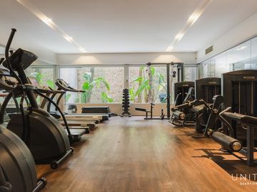 Excelente 2 ambientes en Venta con toilette y cochera en Quartier del Polo - Las Cañitas.
