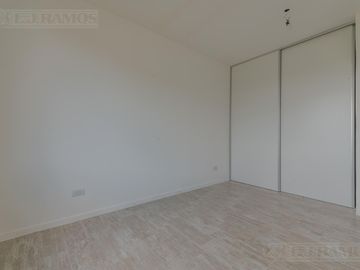 OPORTUNIDAD VENTA CASA San Sebastián A8 MB