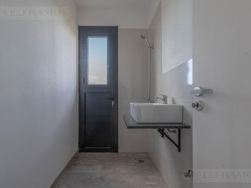 OPORTUNIDAD VENTA CASA San Sebastián A8 MB