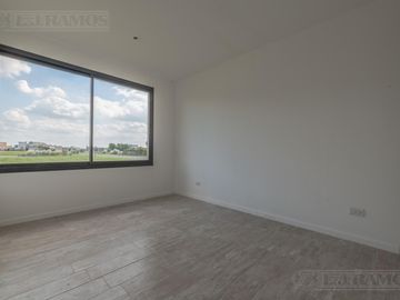 OPORTUNIDAD VENTA CASA San Sebastián A8 MB
