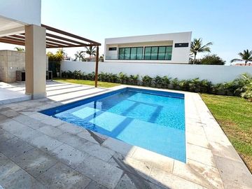 Casa en Venta en Paraíso Luxury Lifestyle Residences, Nuevo Vallarta !!!