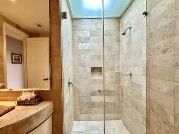 Departamento en venta en Lomas de Tecamachalco