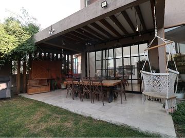 Excelente oportunidad de casa luxury en venta.