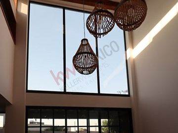 Excelente oportunidad de casa luxury en venta.
