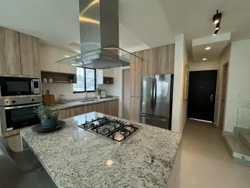 Casa en venta en Balcones de las Puentes, San Nicolás de los Garza, Nuevo León