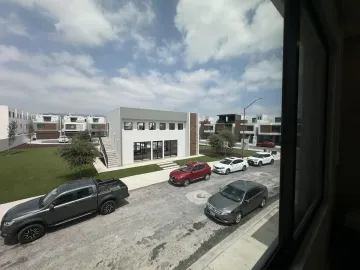 Casa en venta en Balcones de las Puentes, San Nicolás de los Garza, Nuevo León