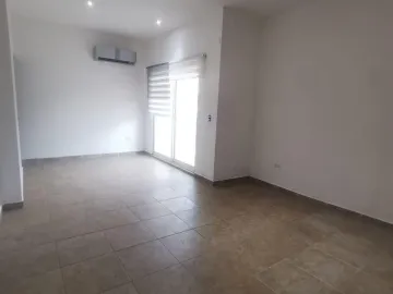 Casa en venta en Puerta de Hierro, Monterrey, Nuevo León