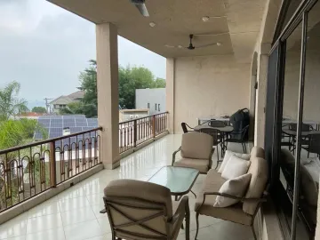 Casa en venta en Colonial La Sierra, San Pedro Garza García, Nuevo León