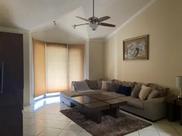 Casa en venta en Colonial La Sierra, San Pedro Garza García, Nuevo León