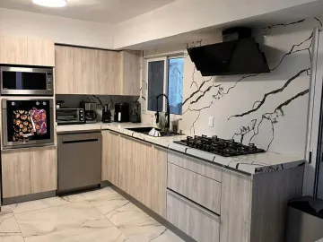 Casa en venta en Las Cumbres, Monterrey, Nuevo León