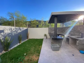 Casa en venta en El Barro, Monterrey, Nuevo León