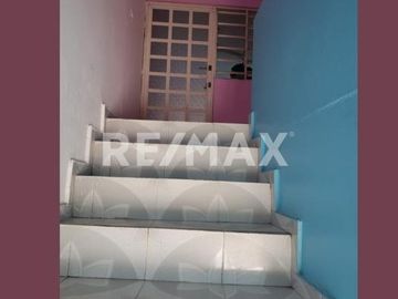 CASA EN VENTA - (3)