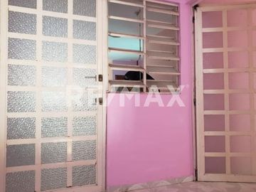CASA EN VENTA - (3)