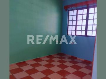 CASA EN VENTA - (3)