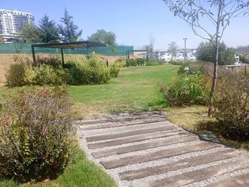 Renta Departamento Zona Esmeralda