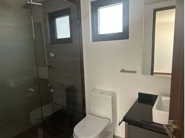 Renta Departamento Zona Esmeralda