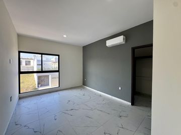 Casa en Fraccionamiento Lomas de la Rioja