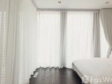 Amazing Unit Decorated by Olivia Living