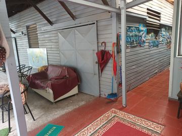 VENDO CASA, COMUNA DE MACUL (IRAN)