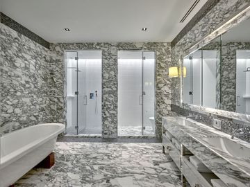 Price just reduced!