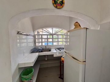CASA DE UN SOLO NIVEL CON ALBERCA EN ZONA RESIDENCIAL EN MANZANILLO