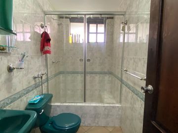 HERMOSA CASA EN VENTA, SECTOR UDA