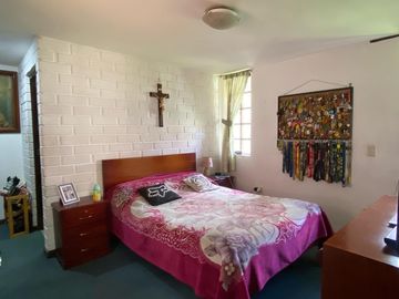 HERMOSA CASA EN VENTA, SECTOR UDA