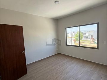 Casa en condominio en venta en Villas Coloniales, Apodaca, Nuevo León
