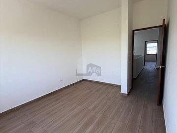Casa en condominio en venta en Villas Coloniales, Apodaca, Nuevo León