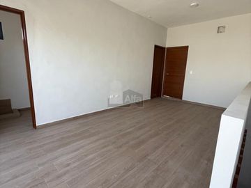 Casa en condominio en venta en Villas Coloniales, Apodaca, Nuevo León