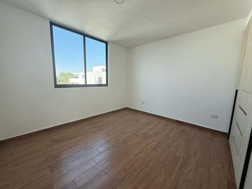 Casa en Venta Fraccionamiento San Pieri , atrás de Plaza San Diego