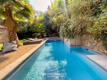 Casa en Venta en Sta Maria Manquehue, Vitacura