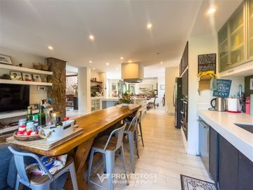 Casa en Venta en Sta Maria Manquehue, Vitacura