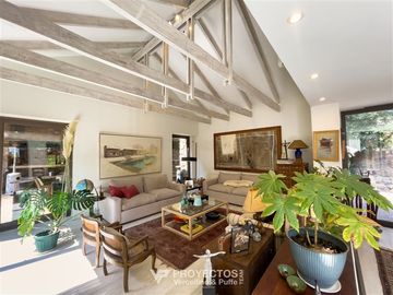 Casa en Venta en Sta Maria Manquehue, Vitacura