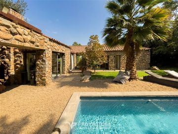 Casa en Venta en Sta Maria Manquehue, Vitacura